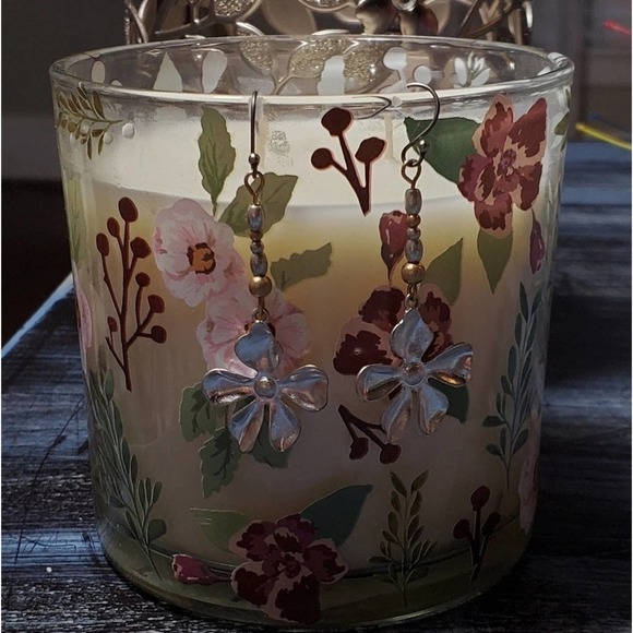 Lucky brand‎ Flower boho silver tone dangly earrings - Picture 2 of 3